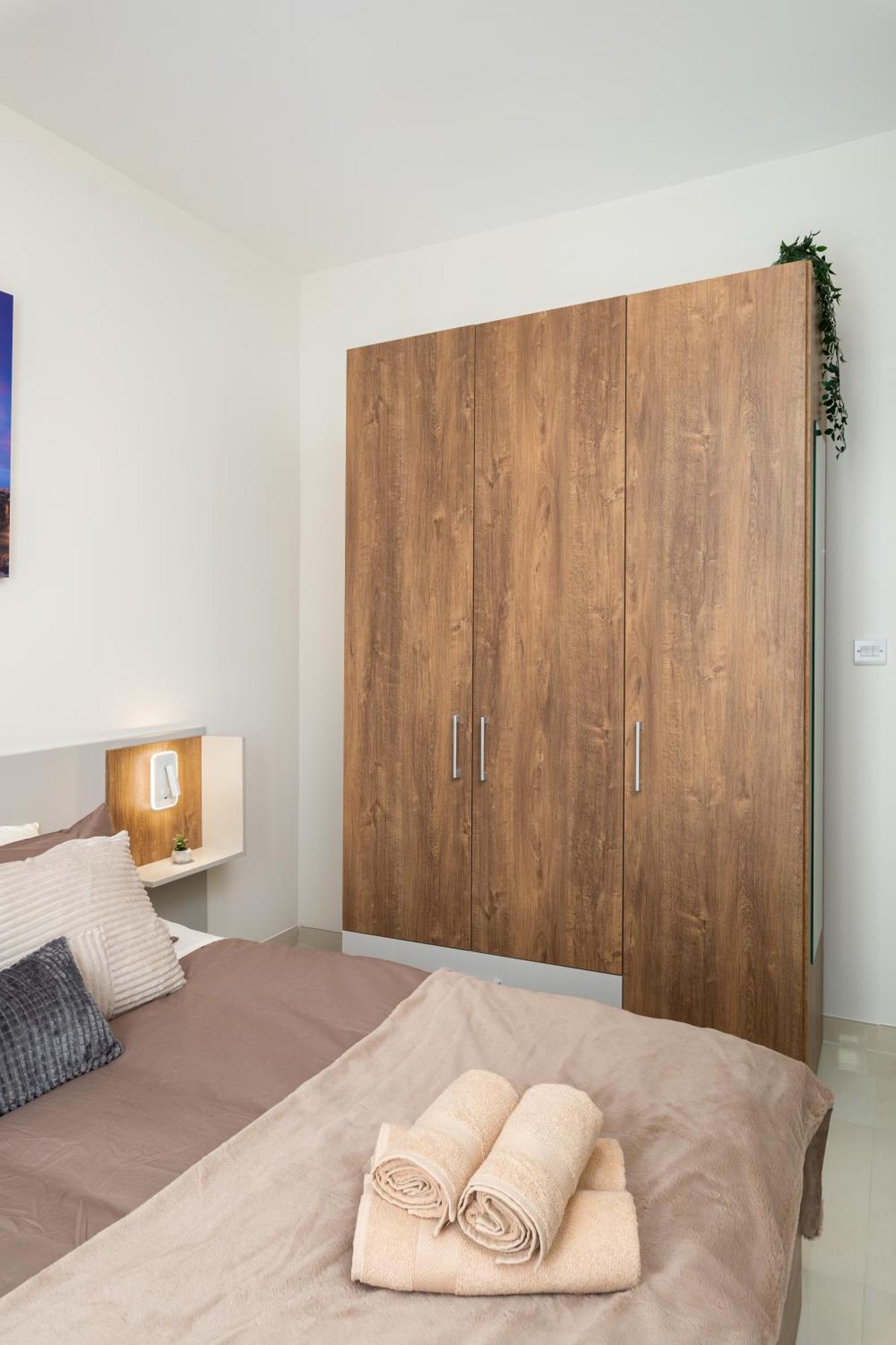 Edka Suites - Modern Sunlit 2Bd Apartments With Balconies - Close To Sliema Promenade, St Julian'S & St Georges Bay Gzira Exterior foto